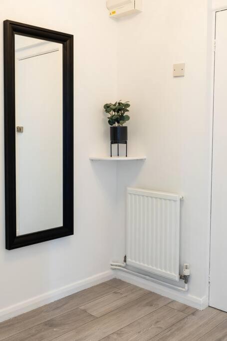 Apartamento Cosy Decorated Flat In Tonbridge Exterior foto